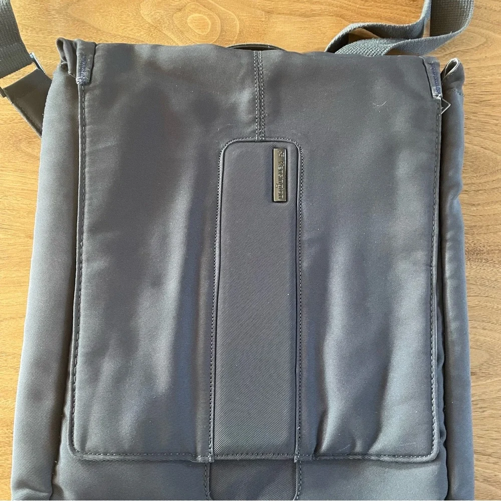 EUC Kensington laptop\messenger bag
